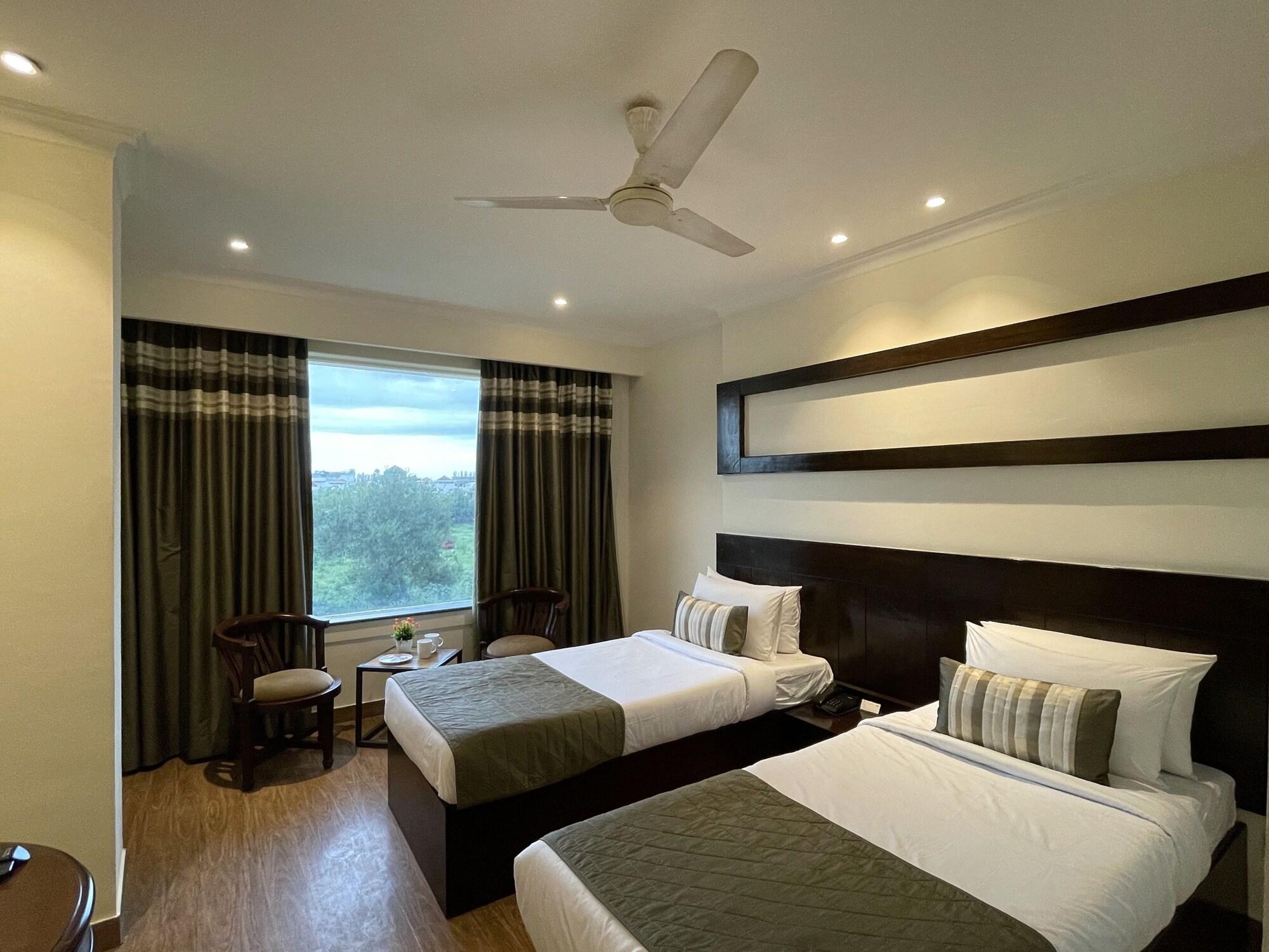 Royale Sarovar Portico Agra Agra  Esterno foto