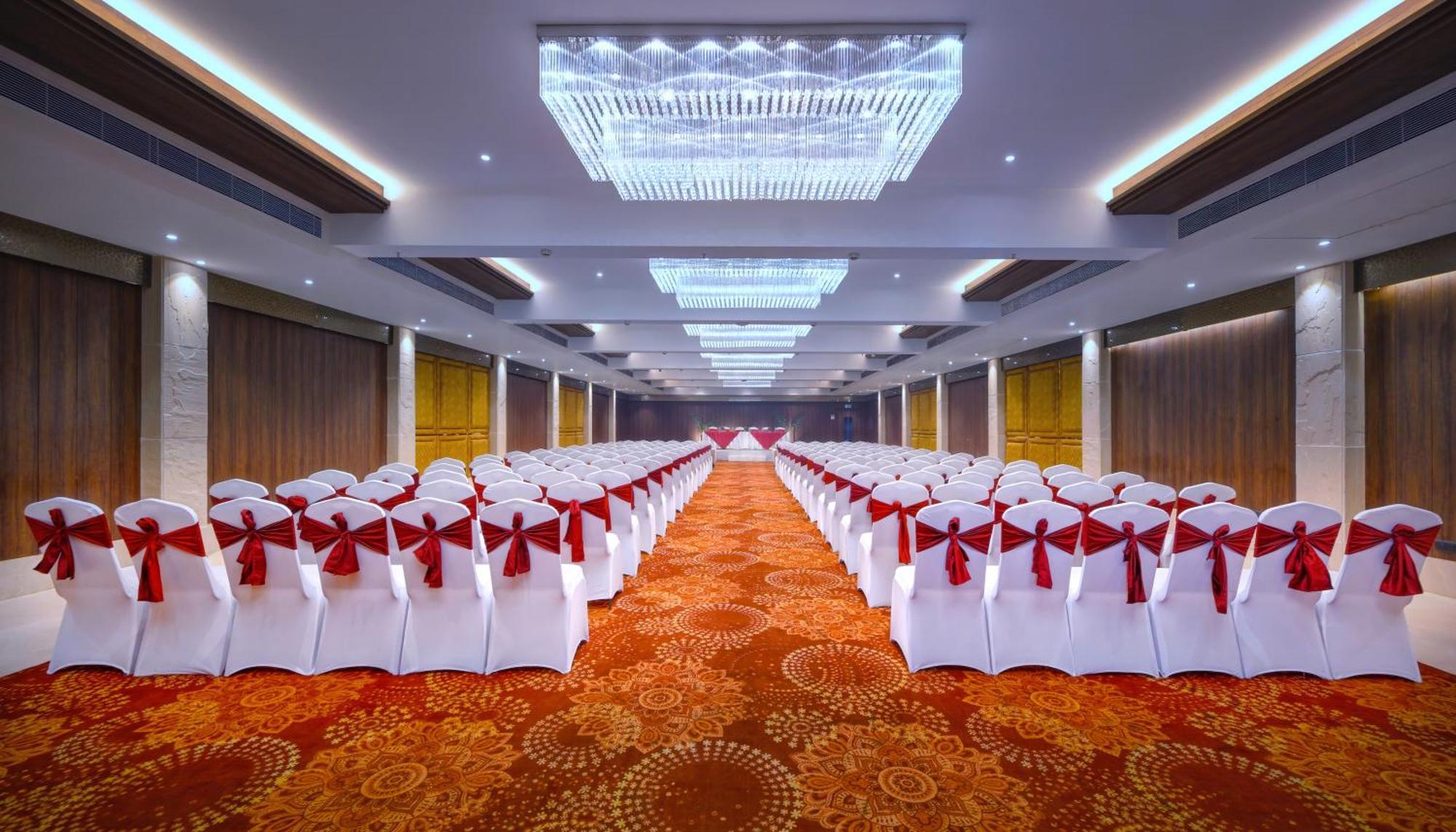 Royale Sarovar Portico Agra Agra  Esterno foto